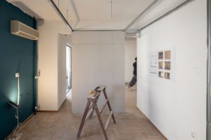 Καταγραφή αρχιτεκτονικού πλάνου και προόδου εργασιών σε ανακαίνιση στον Βύρωνα.